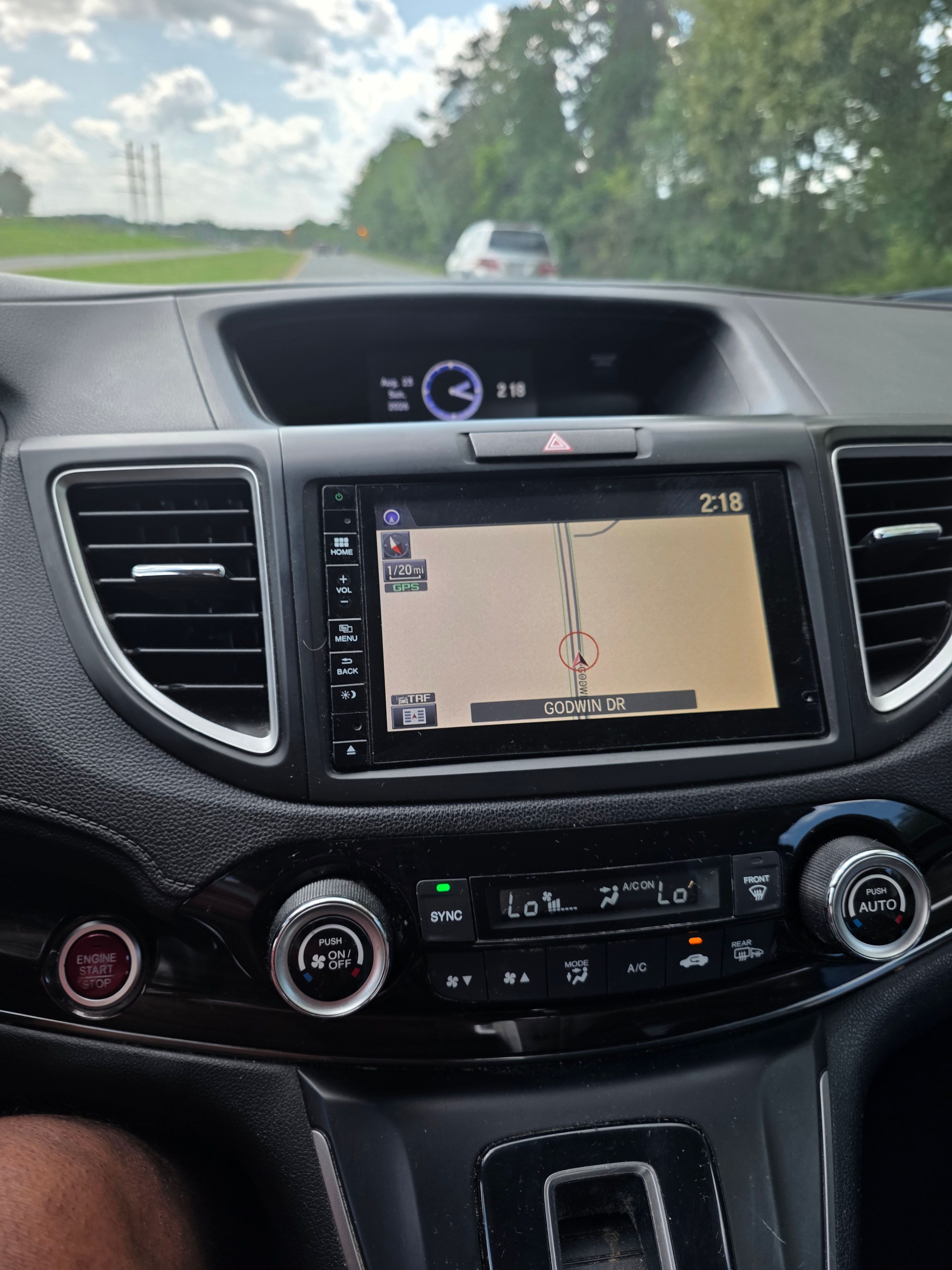 Used 2016 Honda CR-V Touring image 9
