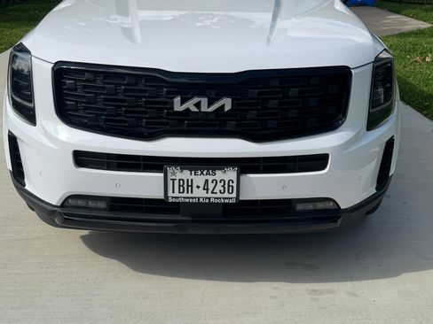 Used 2022 Kia Telluride SX w/ SX Prestige Package image 1