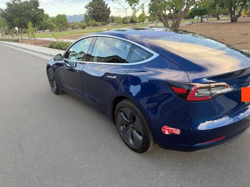 Used 2018 Tesla Model 3 Long Range image 4