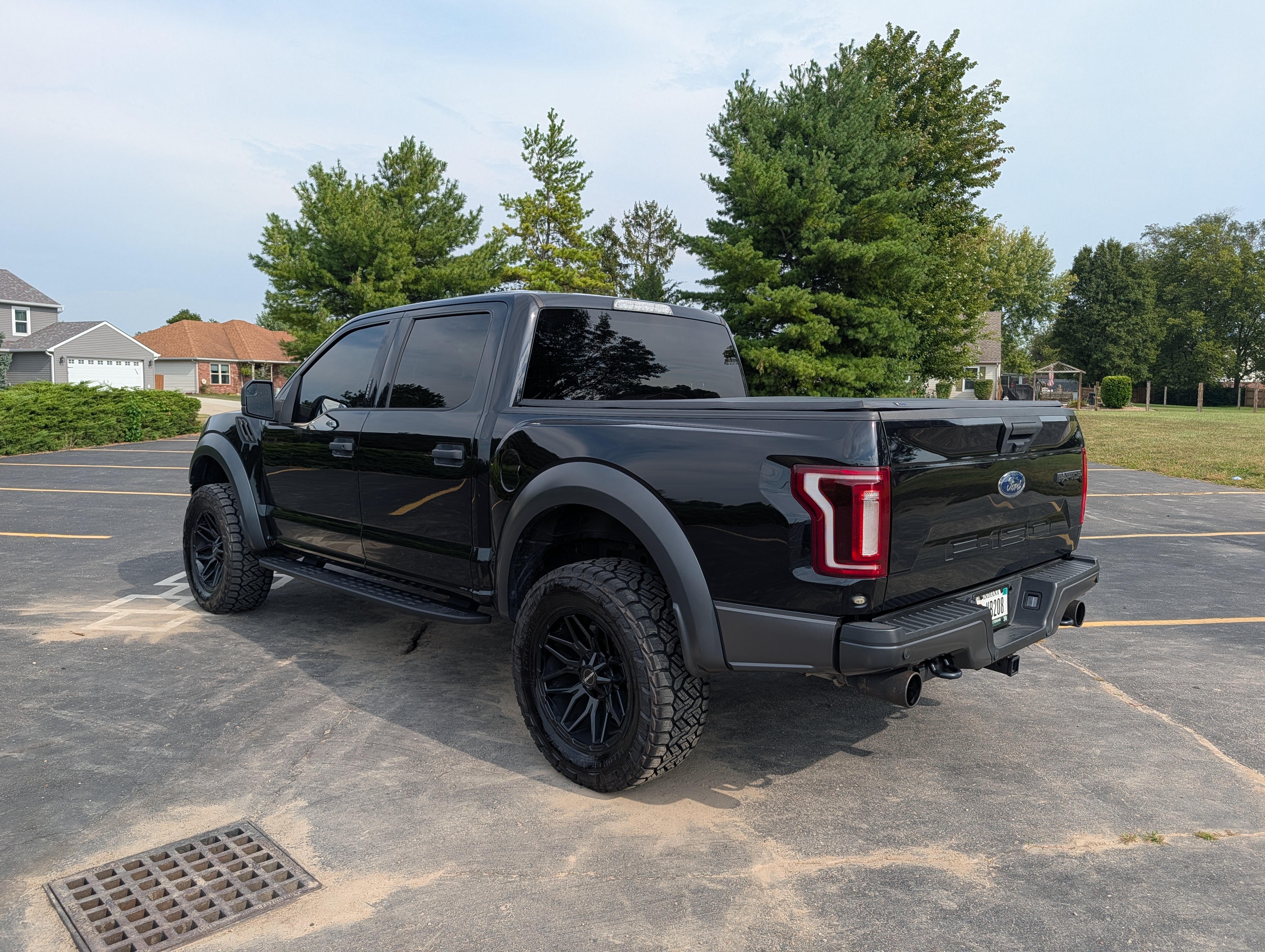 Used 2019 Ford F150 Raptor AWD/4WD image 9
