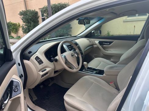 Used 2014 Nissan Altima 2.5 S image 10