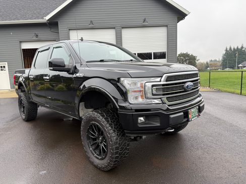 Used 2018 Ford F150 Limited image 4