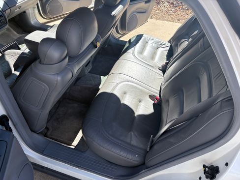 Used 2003 Cadillac De Ville Sedan image 16