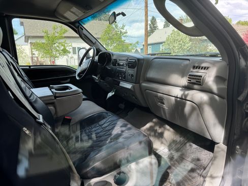 Used 2005 Ford F350 XLT AWD/4WD image 5
