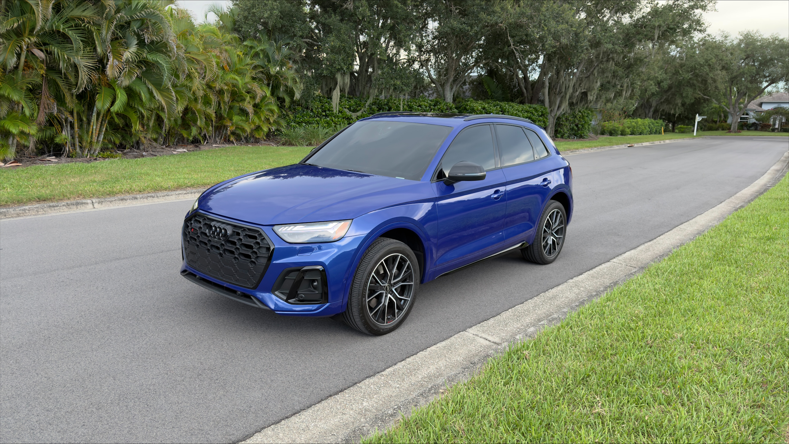 Used 2022 Audi SQ5 Prestige w/ Prestige Package AWD/4WD image 1
