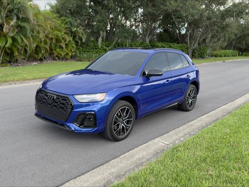 Used 2022 Audi SQ5 Prestige w/ Prestige Package AWD/4WD image 1
