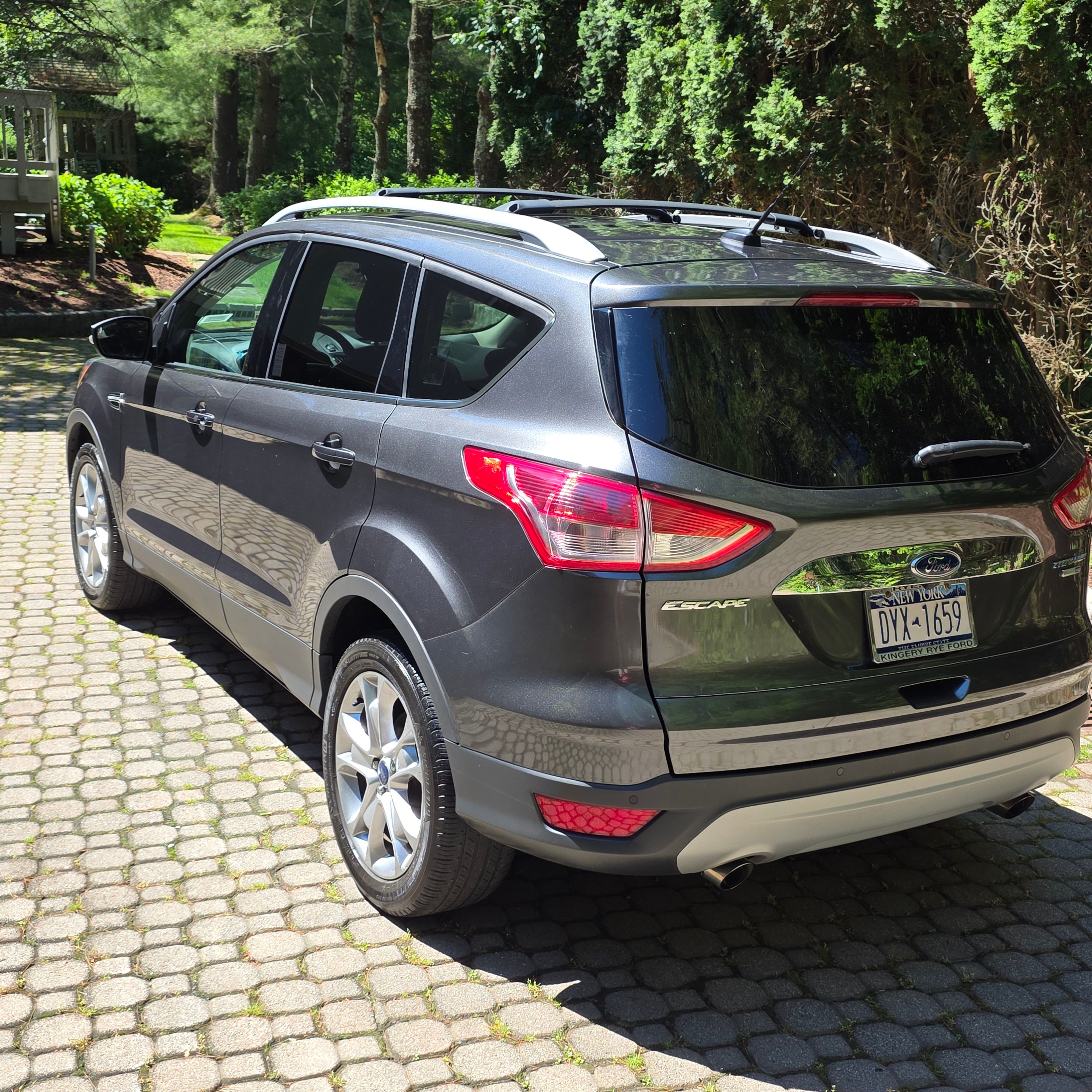 Used 2015 Ford Escape Titanium AWD/4WD image 6