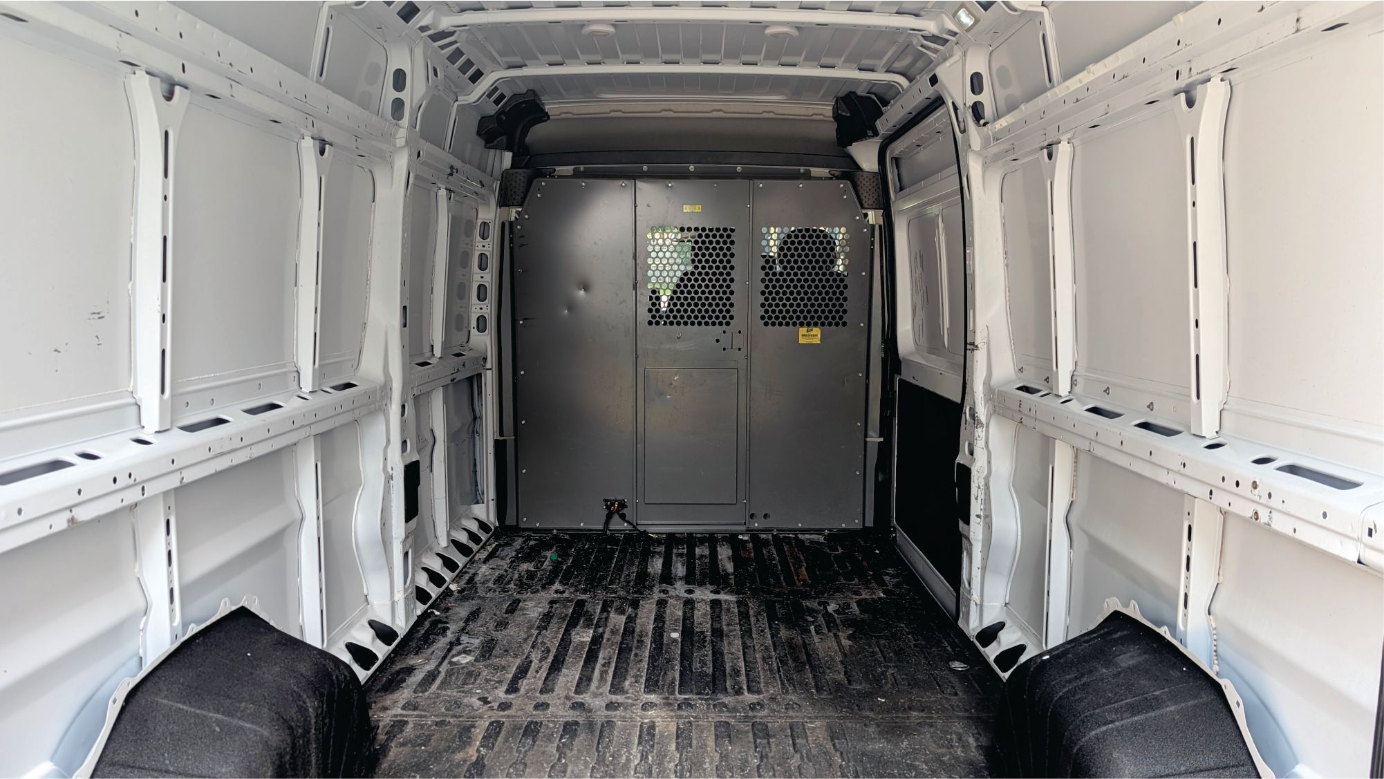 Used 2018 RAM ProMaster 2500 w/ Interior Convenience Group FWD image 16