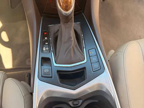 Used 2013 Cadillac SRX Premium FWD image 19