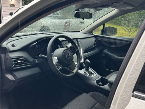 Used 2022 Subaru Outback Wagon 4D image 6