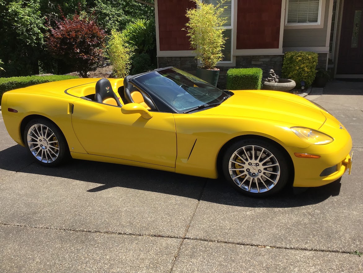 Used 2006 Chevrolet Corvette Convertible w/ Performance Package RWD image 13