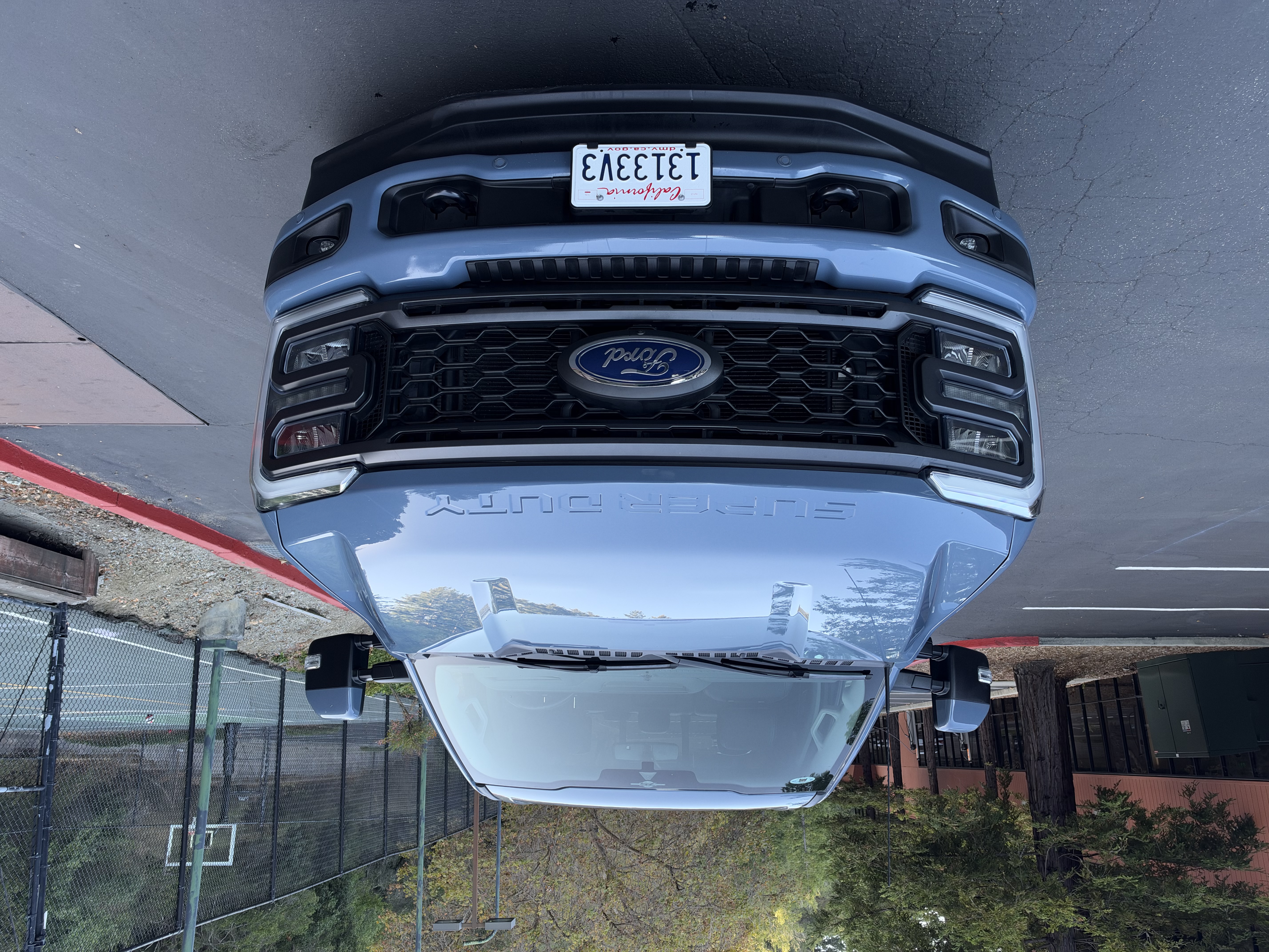 Used 2023 Ford F250 Lariat w/ Lariat Ultimate Package AWD/4WD image 4