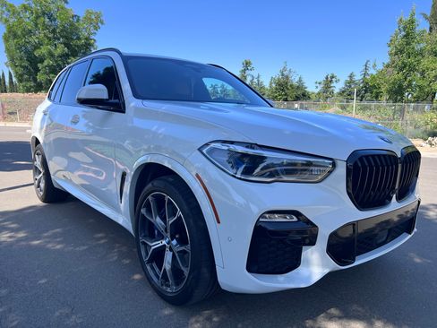 Used 2021 BMW X5 xDrive45e w/ M Sport Package AWD/4WD image 1