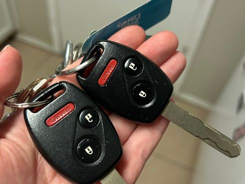 Used 2010 Honda CR-V LX image 23