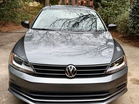 Used 2015 Volkswagen Jetta S image 10