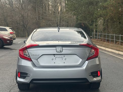 Used 2017 Honda Civic EX image 6