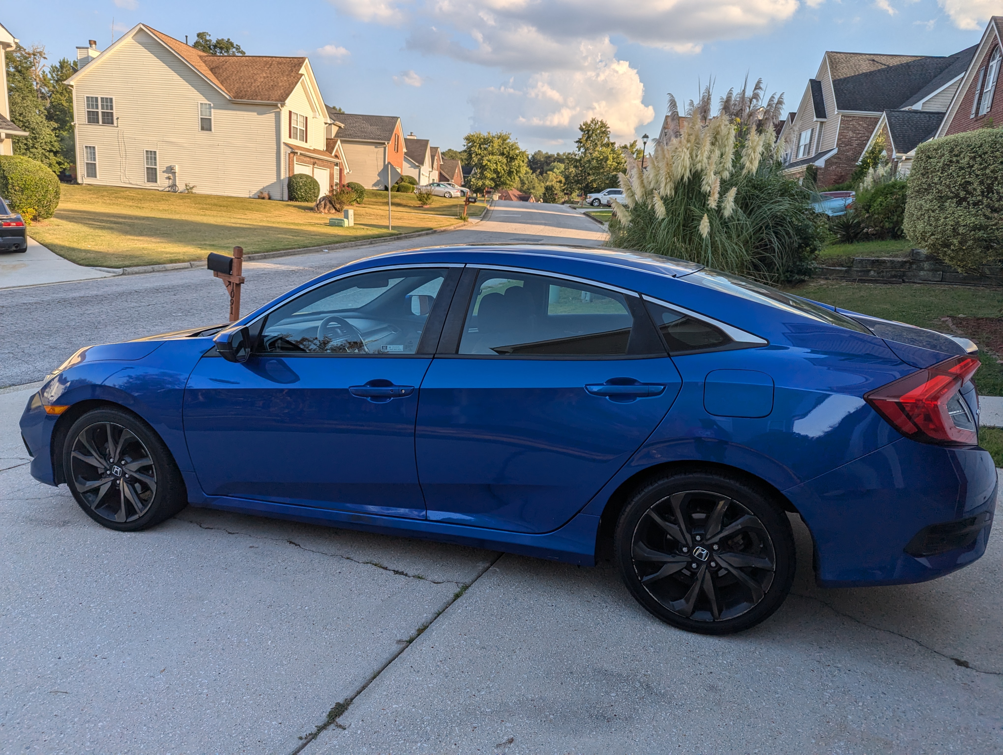 Used 2019 Honda Civic Sport image 8