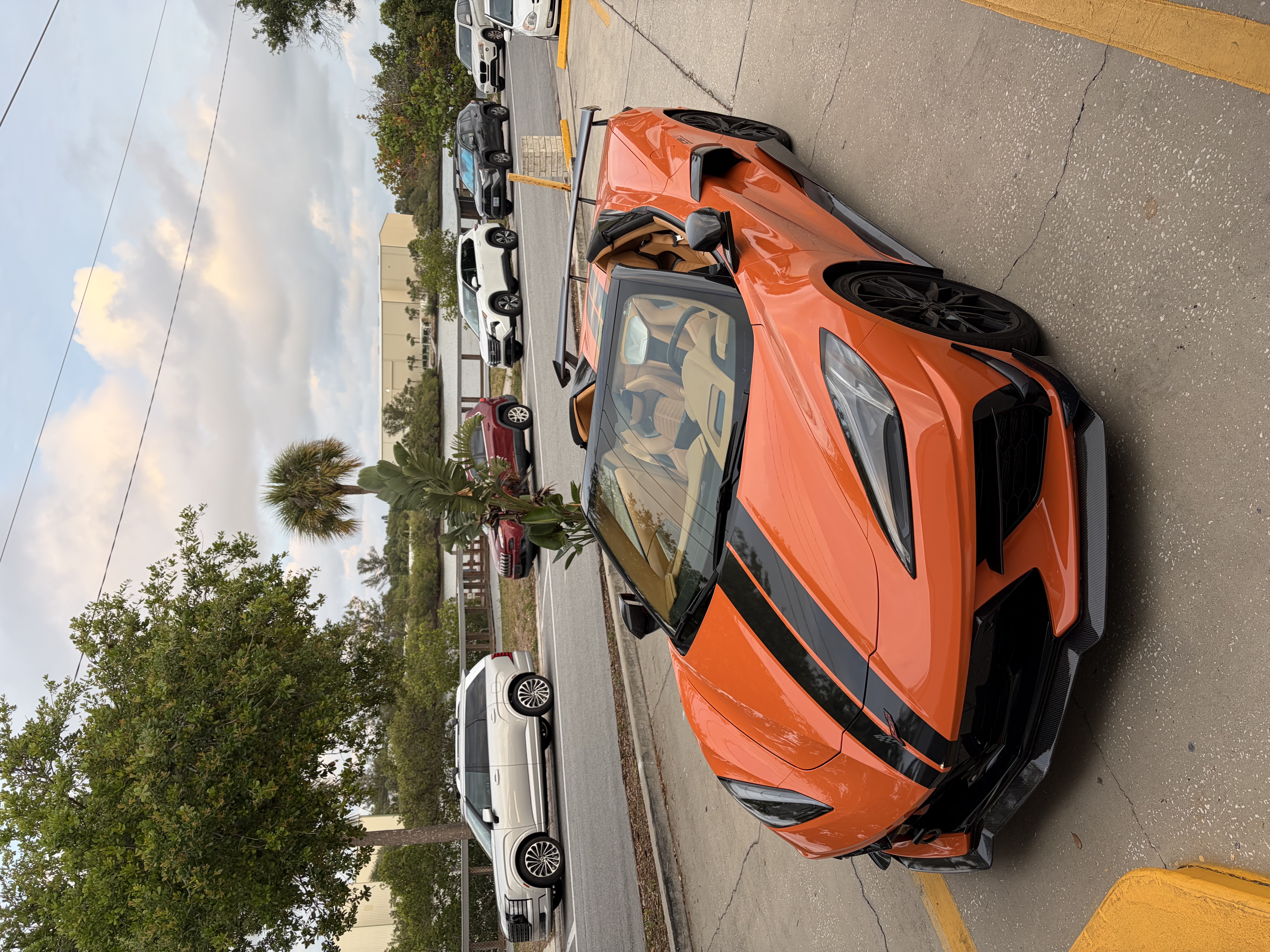 Used 2023 Chevrolet Corvette Stingray Premium Conv w/ Z51 Performance Package RWD image 1