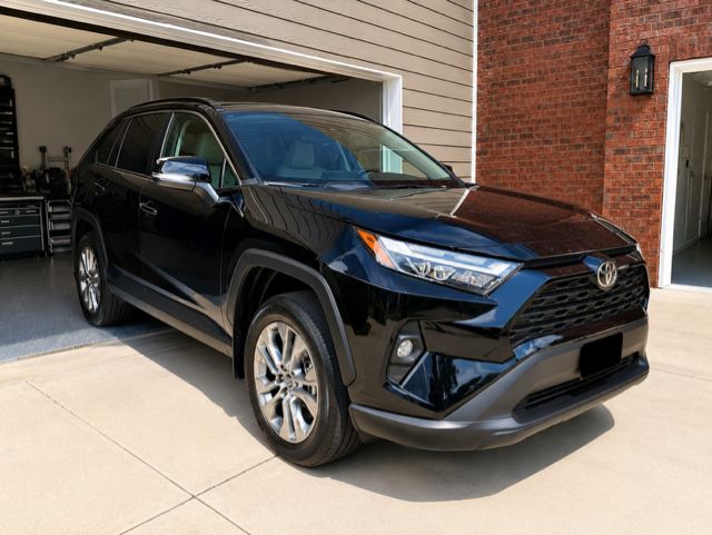 Used 2025 Toyota RAV4 XLE Premium w/ Weather Package AWD/4WD image 2