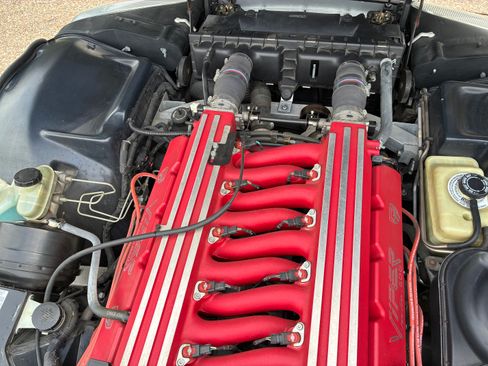 Used 1998 Dodge Viper GTS image 15