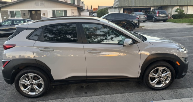 Used 2023 Hyundai Kona SEL w/ Cargo Package AWD/4WD image 8