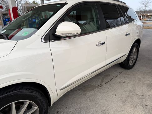 Used 2014 Buick Enclave Leather image 6