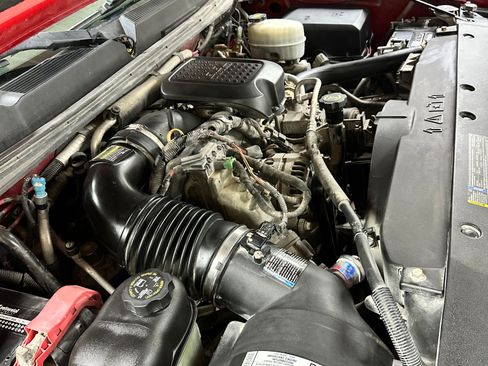 Used 2008 Chevrolet Silverado 2500 LTZ w/ Suspension Package, Off-Road image 17