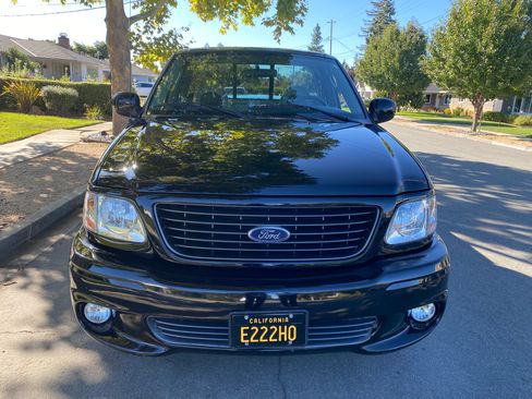 Used 2004 Ford F150 Lightning image 9