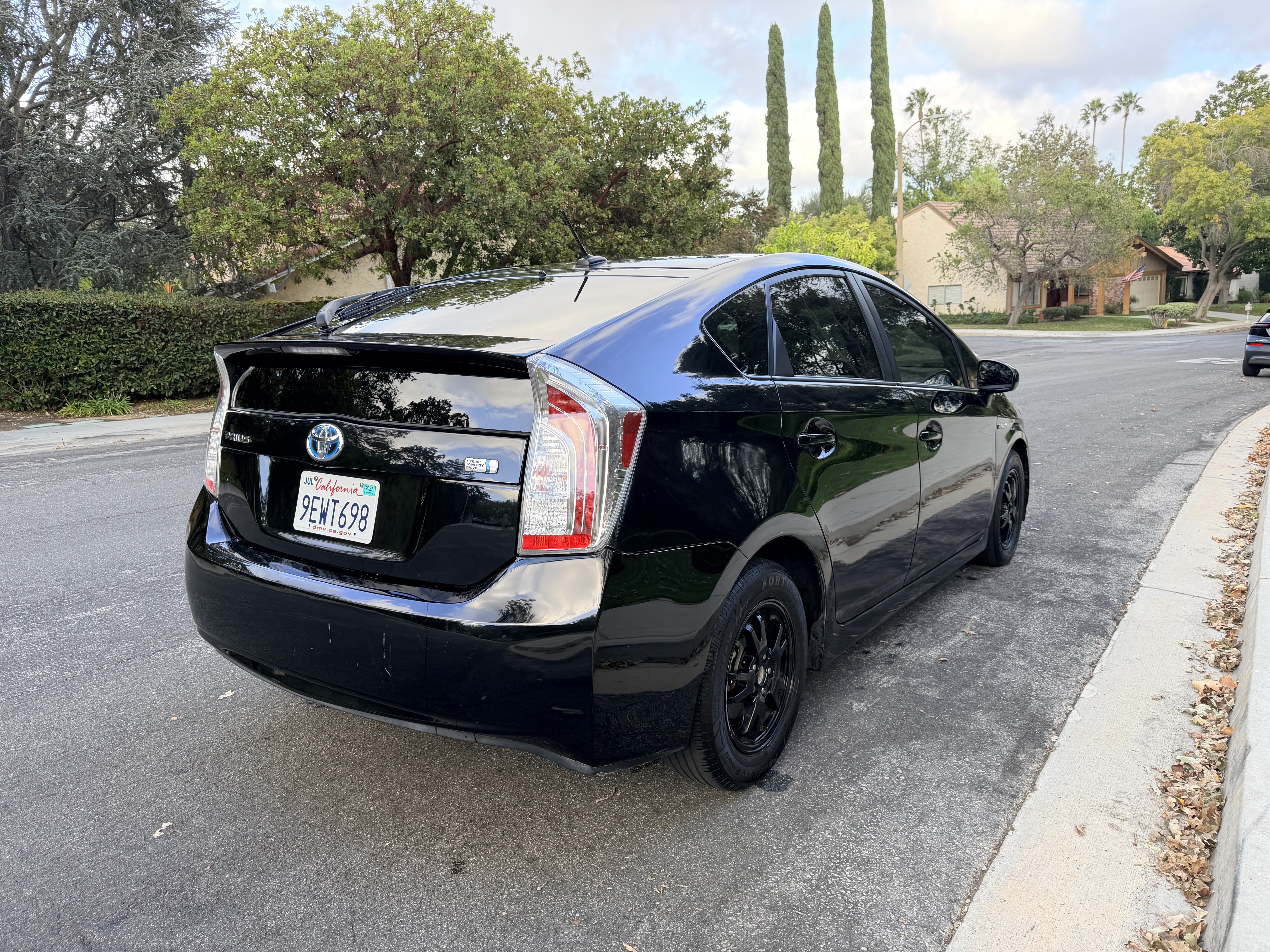 Used 2015 Toyota Prius Three w/ Solar Roof Package FWD image 8