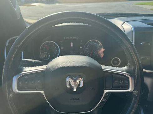 Used 2019 RAM 1500 Big Horn image 12