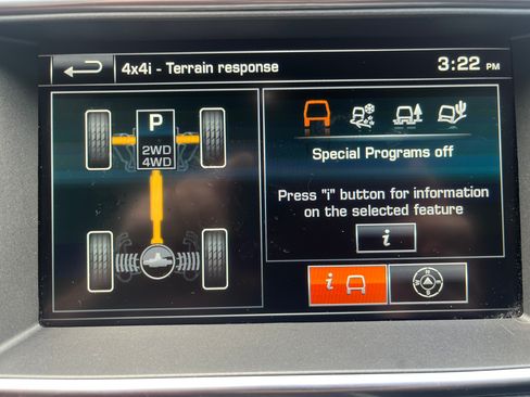 Used 2015 Land Rover Range Rover Evoque Pure Plus AWD/4WD image 14