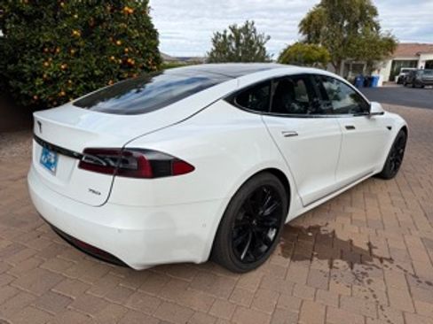 Used 2018 Tesla Model S 75D image 1