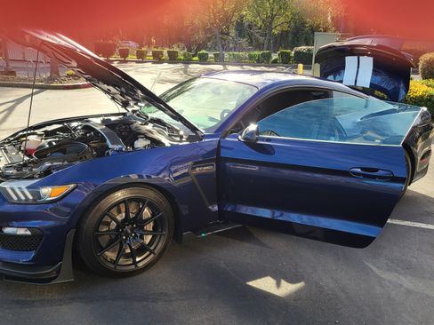 Used 2018 Ford Mustang Shelby GT350 w/ Electronics Package image 29