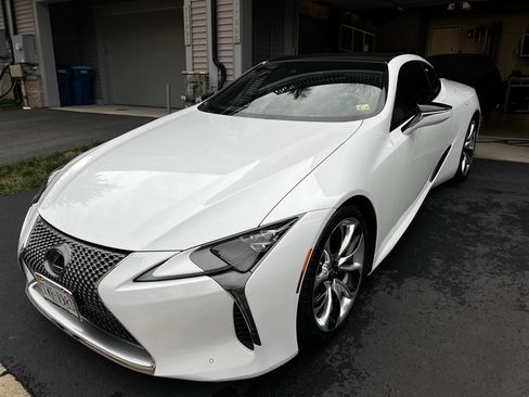 Used 2020 Lexus LC 500 Coupe image 1