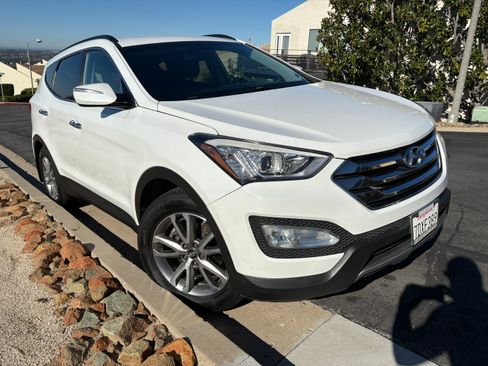 Used 2014 Hyundai Santa Fe Sport 2.0T image 2
