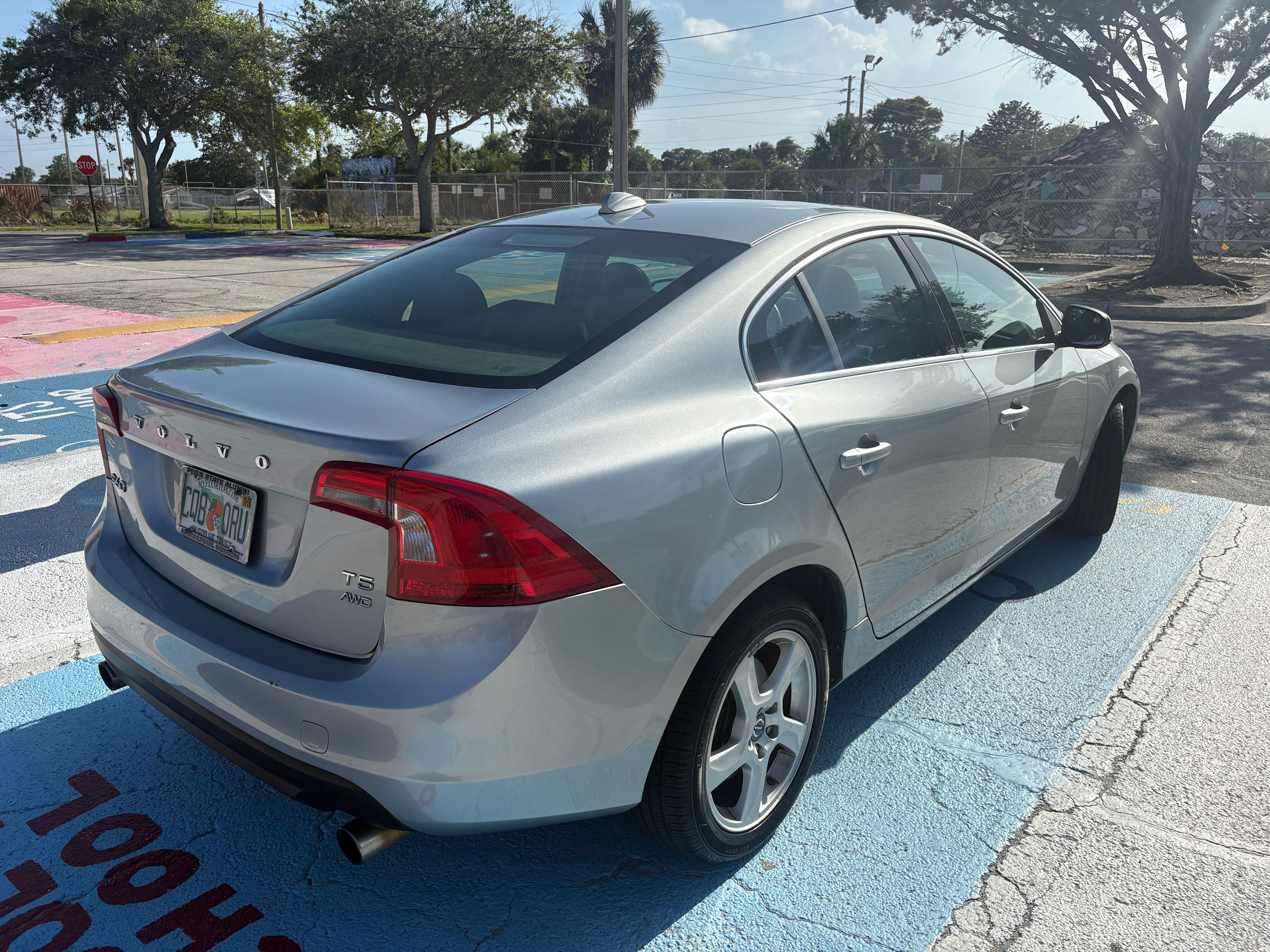 Used 2013 Volvo S60 T5 AWD/4WD image 2