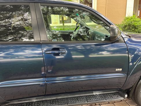 Used 2005 Toyota 4Runner Sport image 14