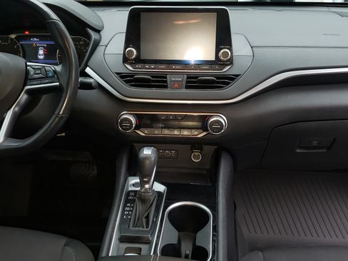 Used 2020 Nissan Altima 2.5 SV image 20