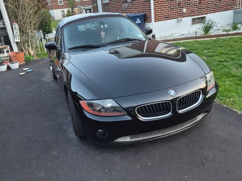 Used 2003 BMW Z4 2.5i image 4
