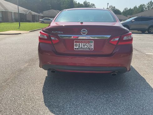 Used 2016 Nissan Altima 2.5 S w/ Power Driver Seat Package FWD image 5
