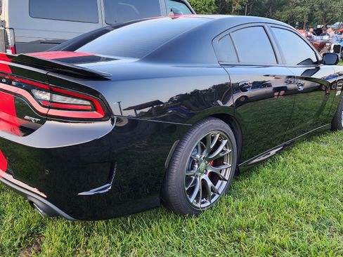 Used 2017 Dodge Charger SRT w/ Harman/Kardon Audio Group image 6