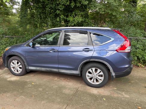 Used 2013 Honda CR-V EX-L image 2