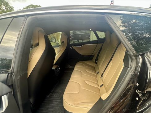 Used 2016 Tesla Model S P90D image 9
