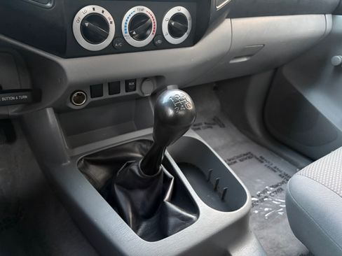 Used 2009 Toyota Tacoma 2WD Regular Cab image 19
