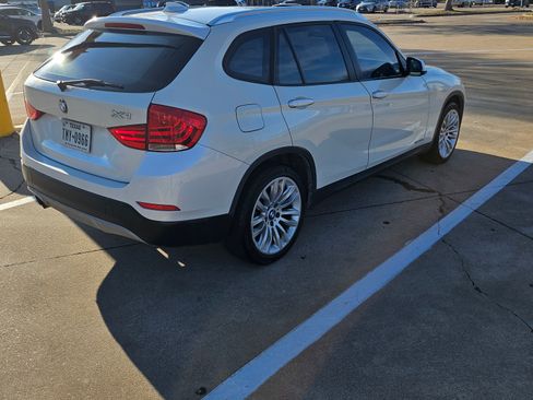 Used 2014 BMW X1 sDrive28i image 5