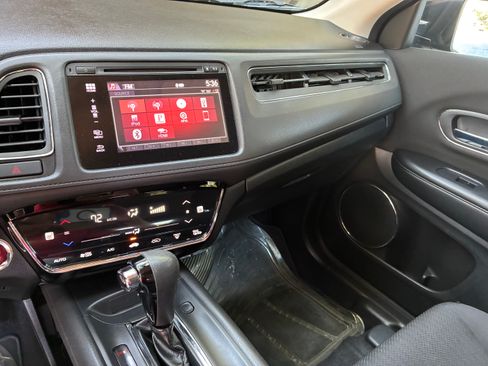 Used 2016 Honda HR-V EX image 6