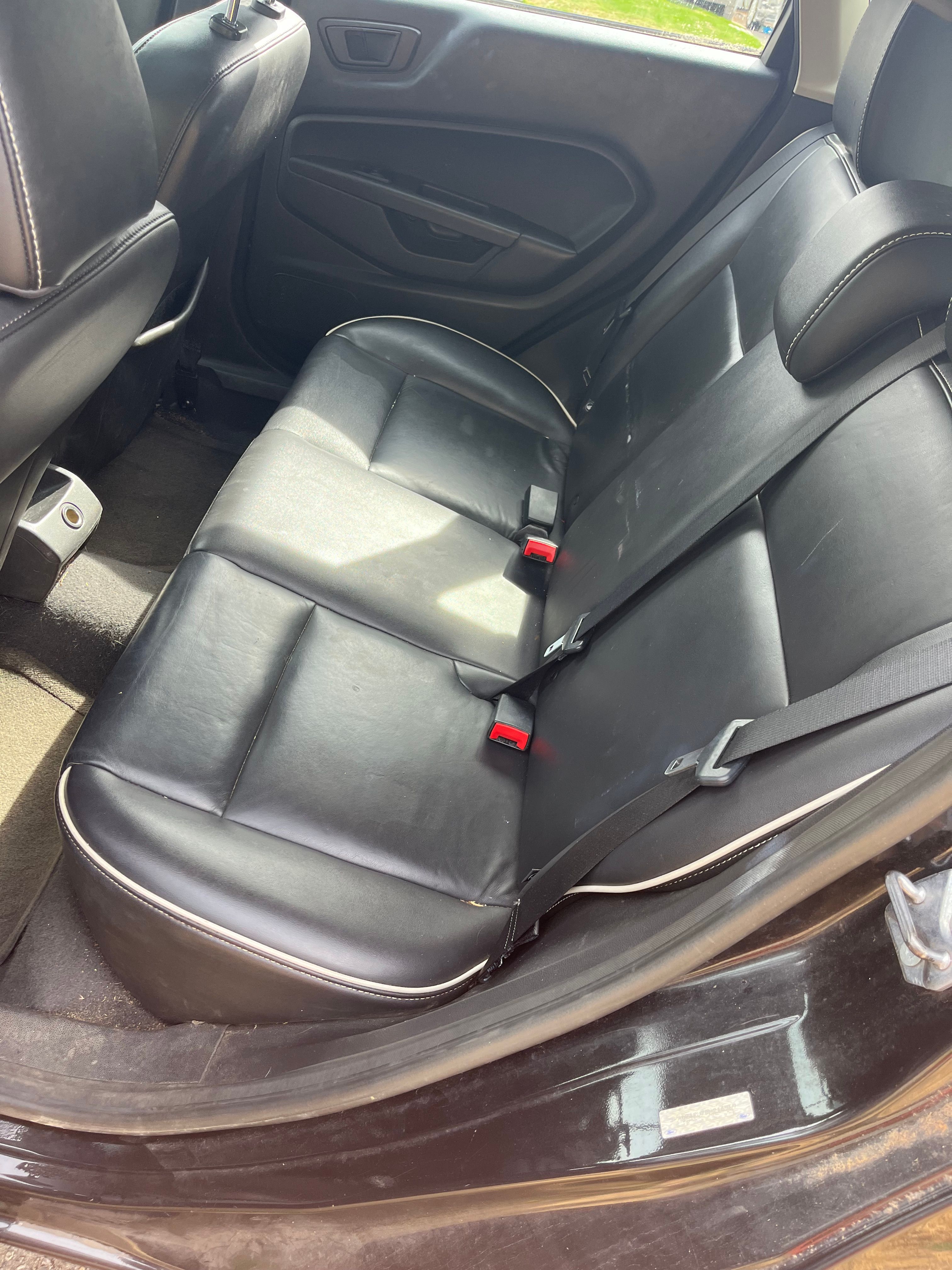 Used 2011 Ford Fiesta SES w/ 301A Rapid Spec Order Code FWD image 9