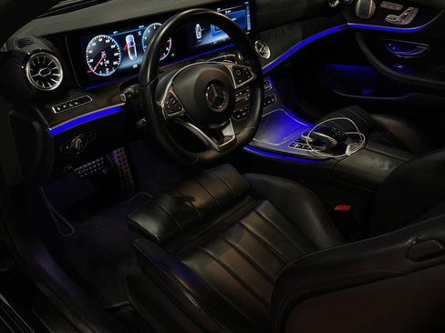 Used 2018 Mercedes-Benz E 400 Cabriolet image 5