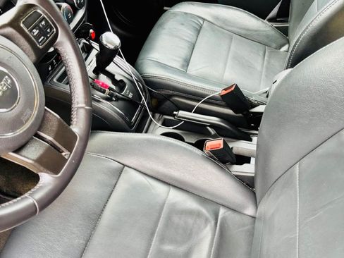 Used 2009 Toyota 4Runner Sport RWD image 5