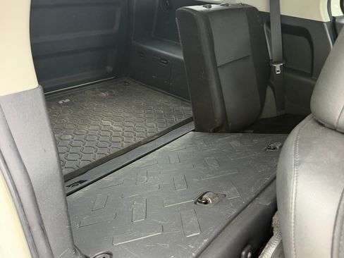 Used 2012 Toyota FJ Cruiser 4WD w/ Convenience Pkg image 14